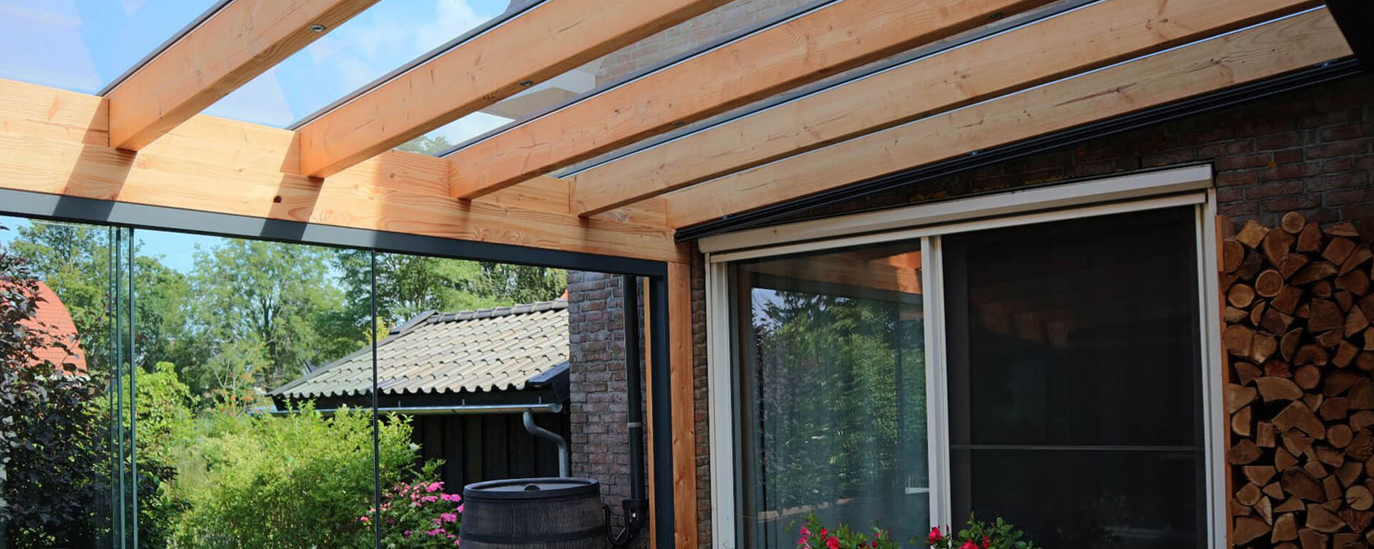 Tuinkamers met hellend dak