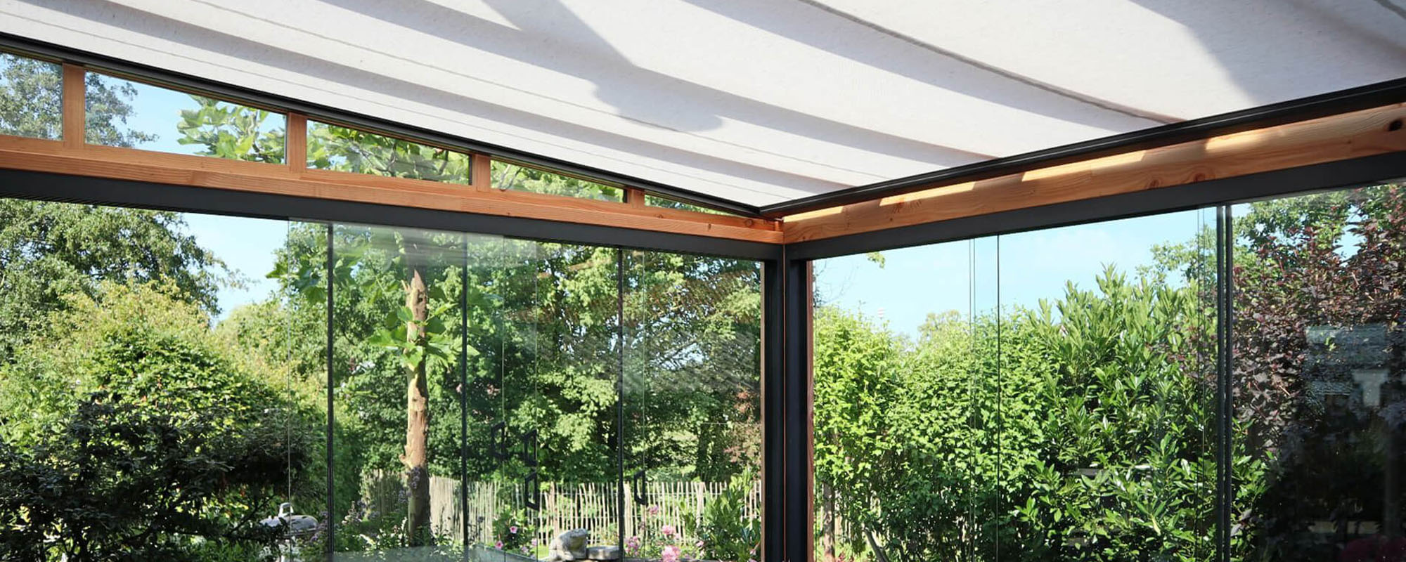 houten-tuinkamer-hellend-mijnveranda-midden