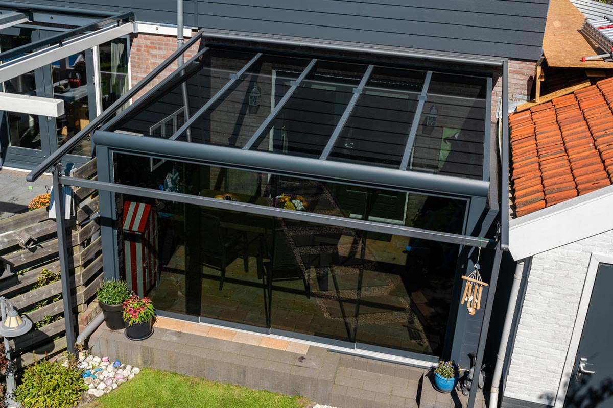 tuinkamer-01-zwart-glas-mijnveranda