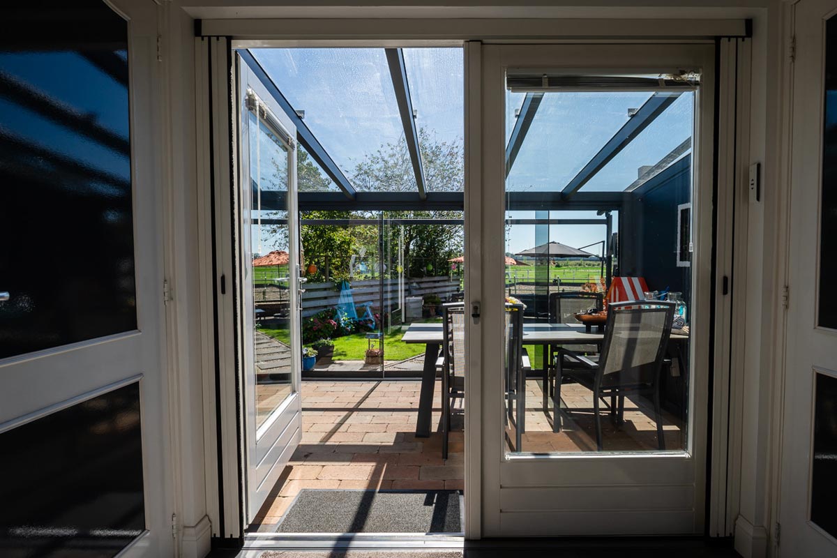 tuinkamer-08-zwart-glas-mijnveranda